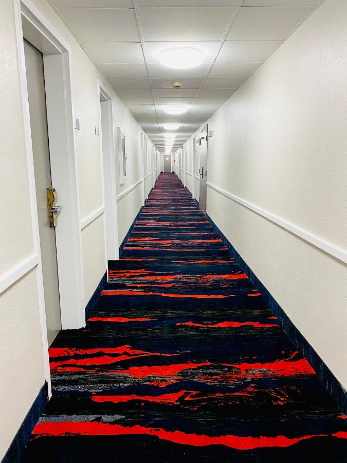 Days Inn By Wyndham Sharonville Dış mekan fotoğraf