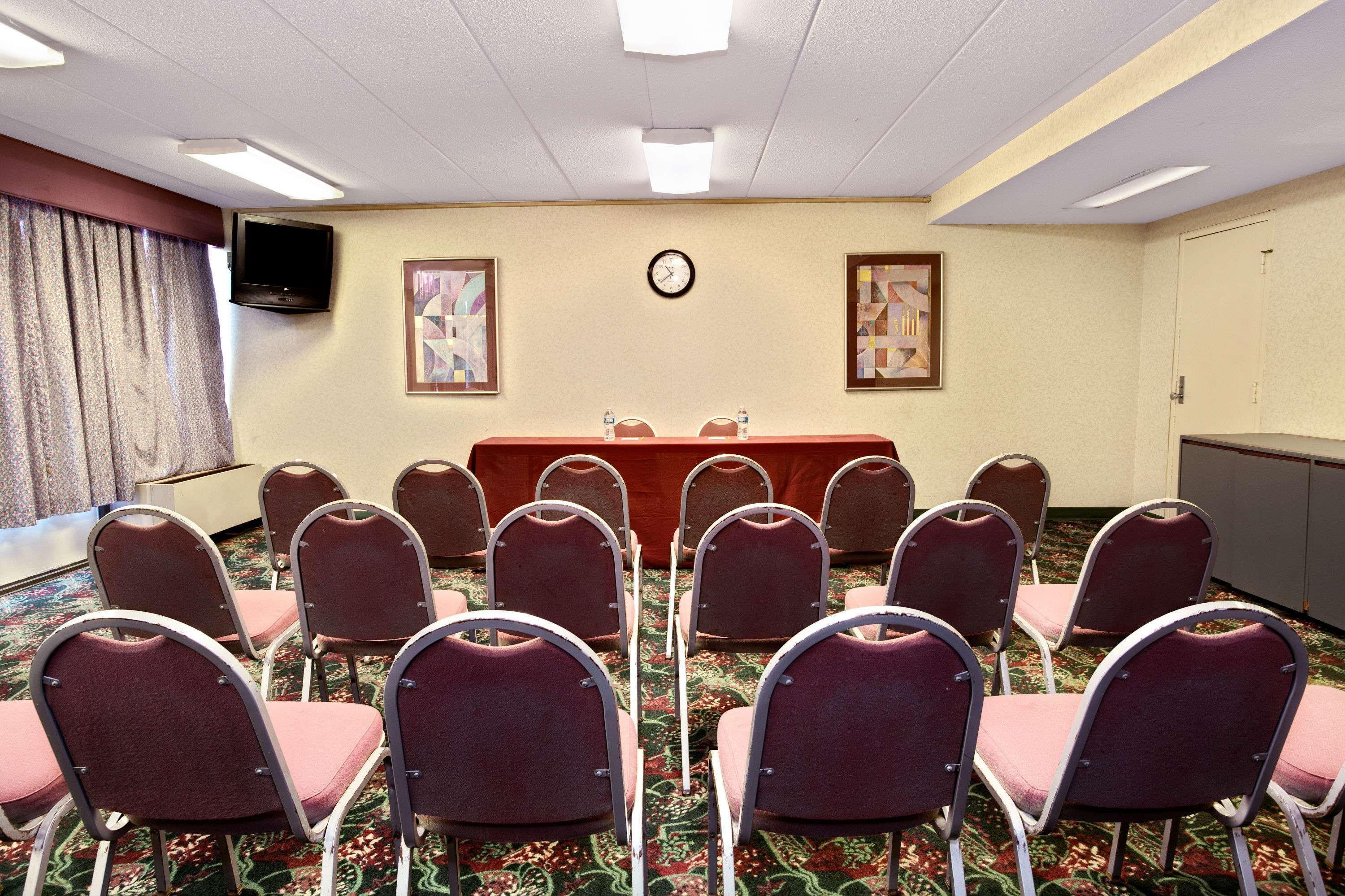 Days Inn By Wyndham Sharonville Dış mekan fotoğraf