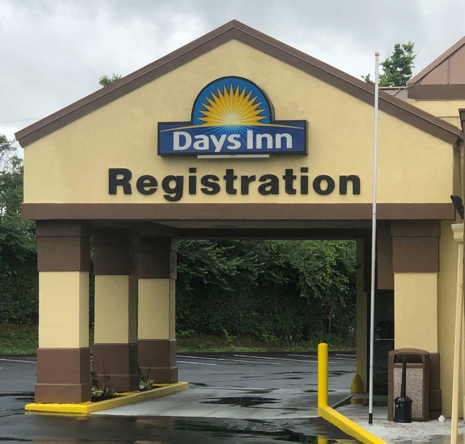 Days Inn By Wyndham Sharonville Dış mekan fotoğraf