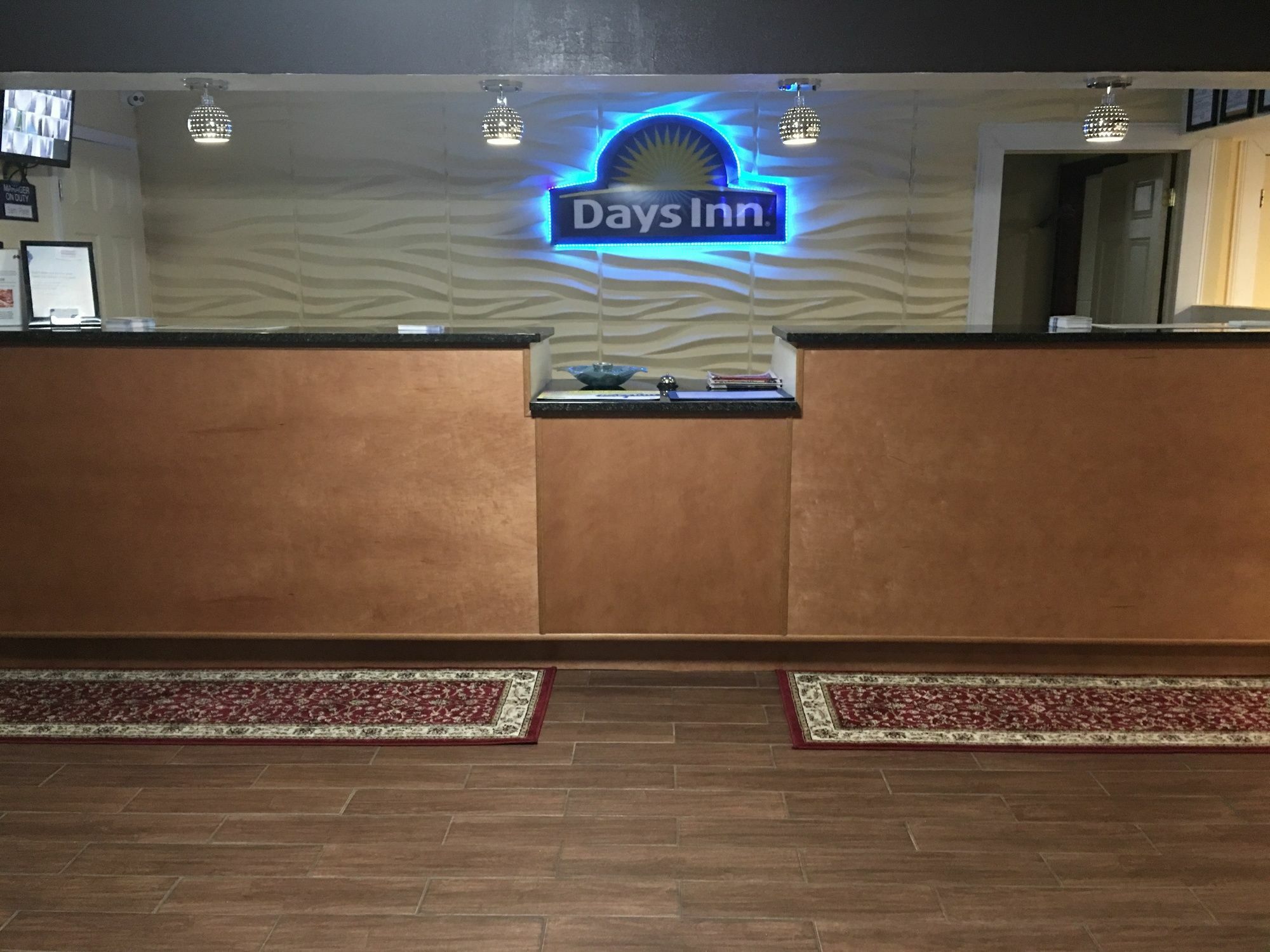 Days Inn By Wyndham Sharonville Dış mekan fotoğraf