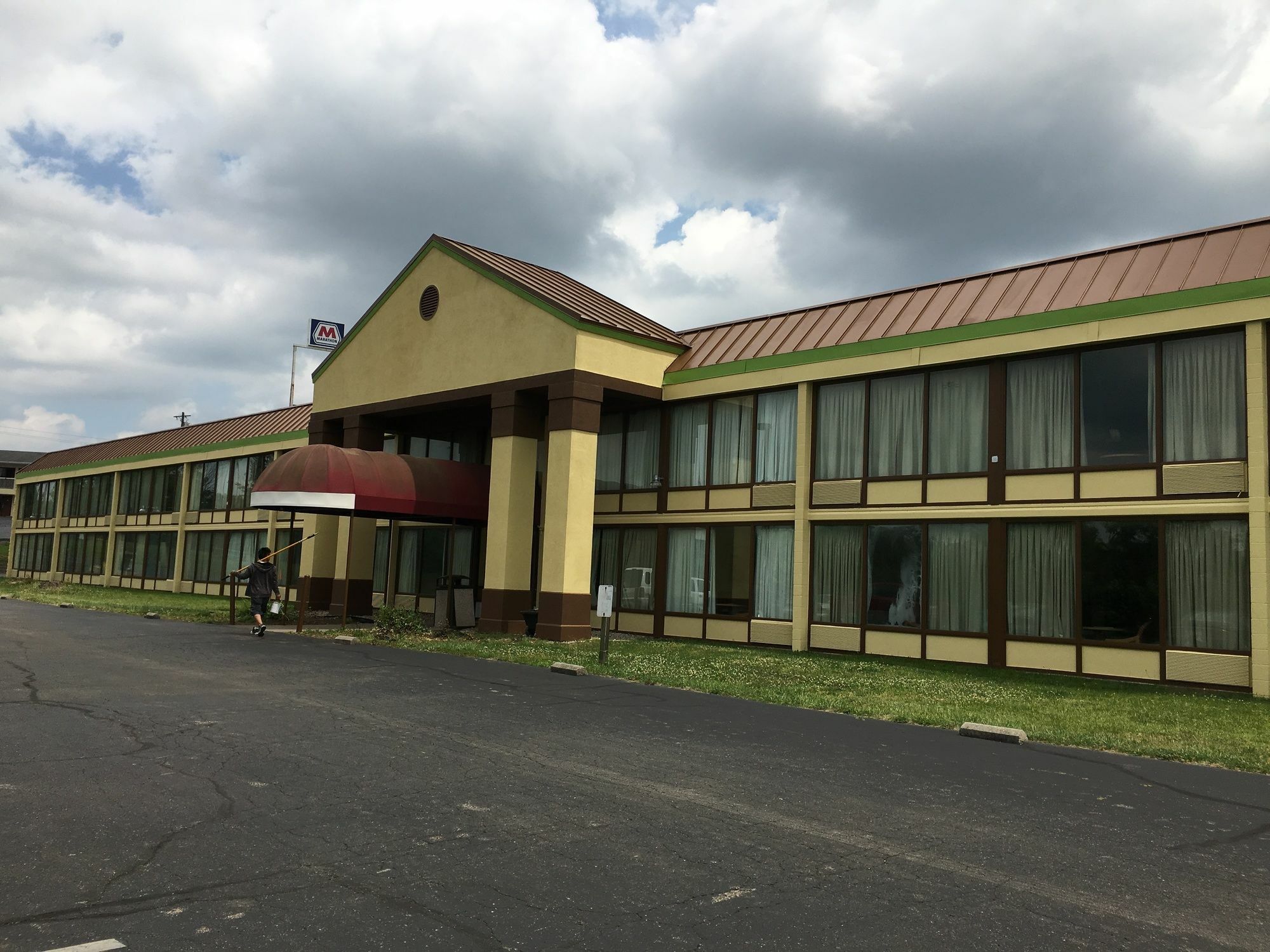 Days Inn By Wyndham Sharonville Dış mekan fotoğraf