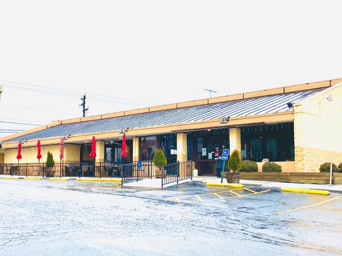 Days Inn By Wyndham Sharonville Dış mekan fotoğraf